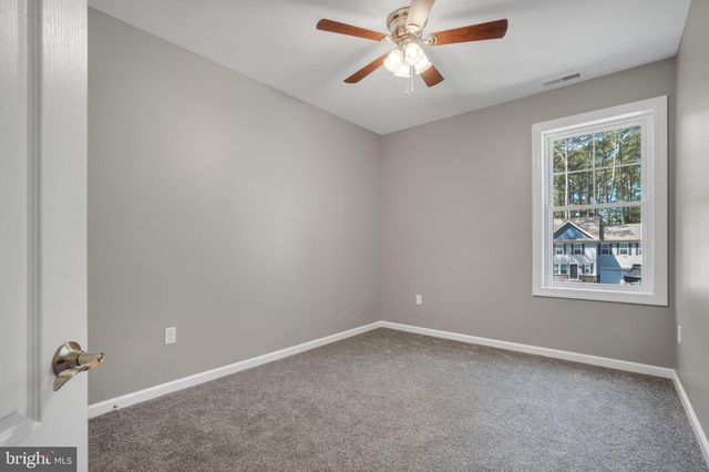 3047 DINGHY CT, Greenbackville, VA 23356