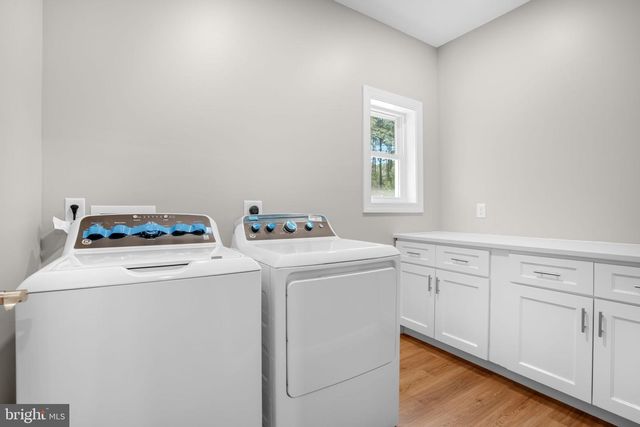 3047 DINGHY CT, Greenbackville, VA 23356