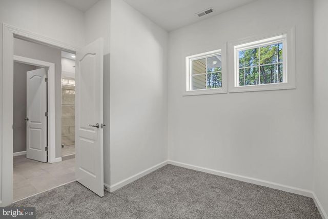 3047 DINGHY CT, Greenbackville, VA 23356