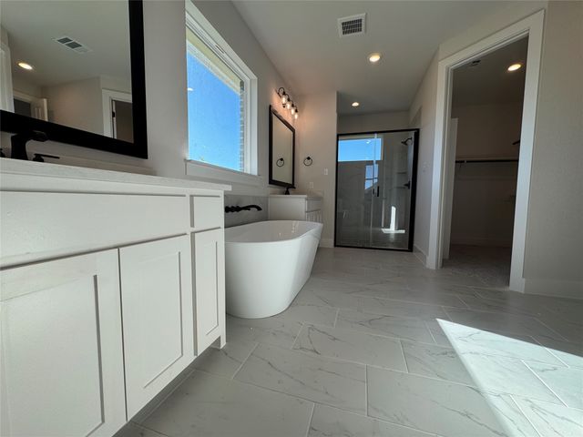 137 Red Fox, Godley, TX 76044