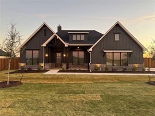 137 Red Fox, Godley, TX 76044