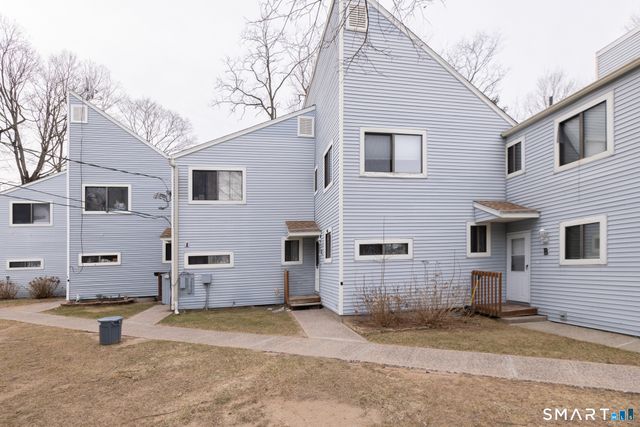 111 Wooster Street 1C, Naugatuck, CT 06770