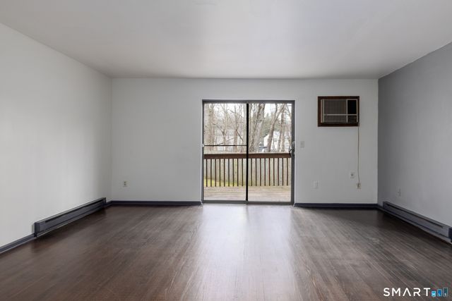 111 Wooster Street 1C, Naugatuck, CT 06770