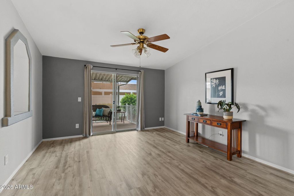 Image 16 of property listing at 2401 W SOUTHERN Avenue 155, Tempe, AZ 85282