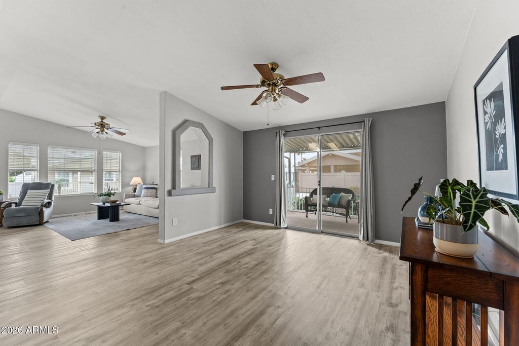 Image 19 of property listing at 2401 W SOUTHERN Avenue 155, Tempe, AZ 85282
