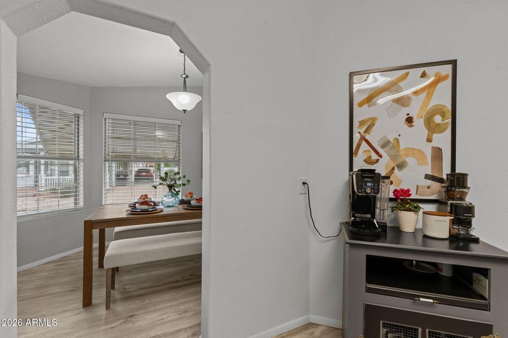 Image 8 of property listing at 2401 W SOUTHERN Avenue 155, Tempe, AZ 85282