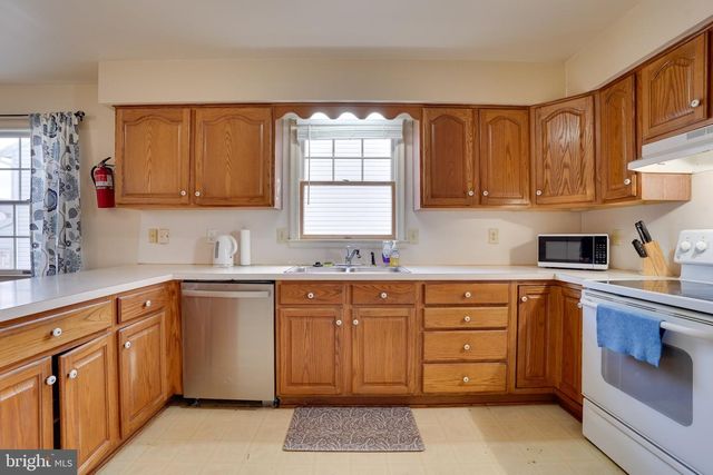 713-715 MEDWAY RD, Hagerstown, MD 21740