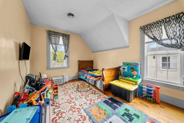 79 Winter Street, Rochester, NH 03867
