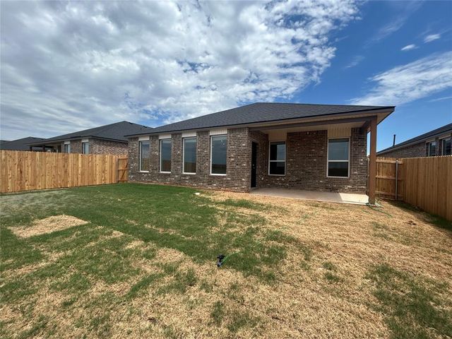 20429 Mule Deer Drive, Edmond, OK 73012