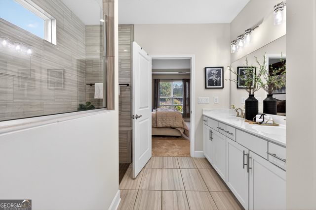 566 Colebrook Way, Peachtree City, GA 30269