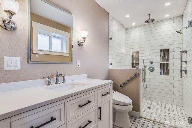 220 S 47th Street, Tacoma, WA 98408