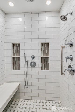 220 S 47th Street, Tacoma, WA 98408