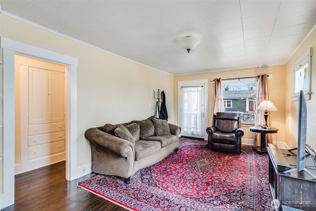 220 S 47th Street, Tacoma, WA 98408