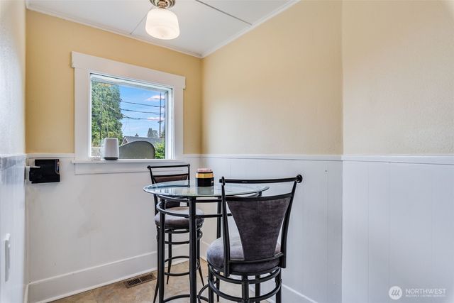 220 S 47th Street, Tacoma, WA 98408