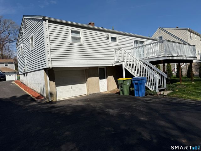 84 Townsend Avenue, Waterbury, CT 06705