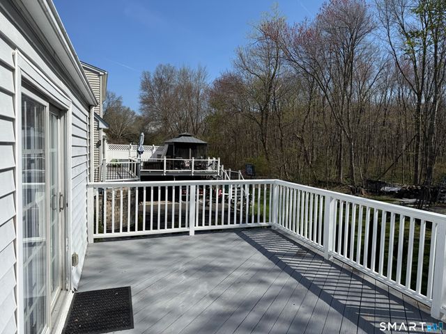 84 Townsend Avenue, Waterbury, CT 06705