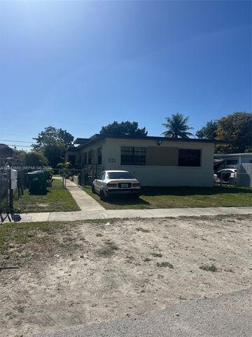 7546 NW 2nd Ter, Miami, FL 33126