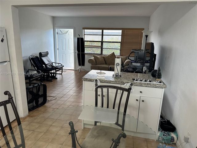 7546 NW 2nd Ter, Miami, FL 33126