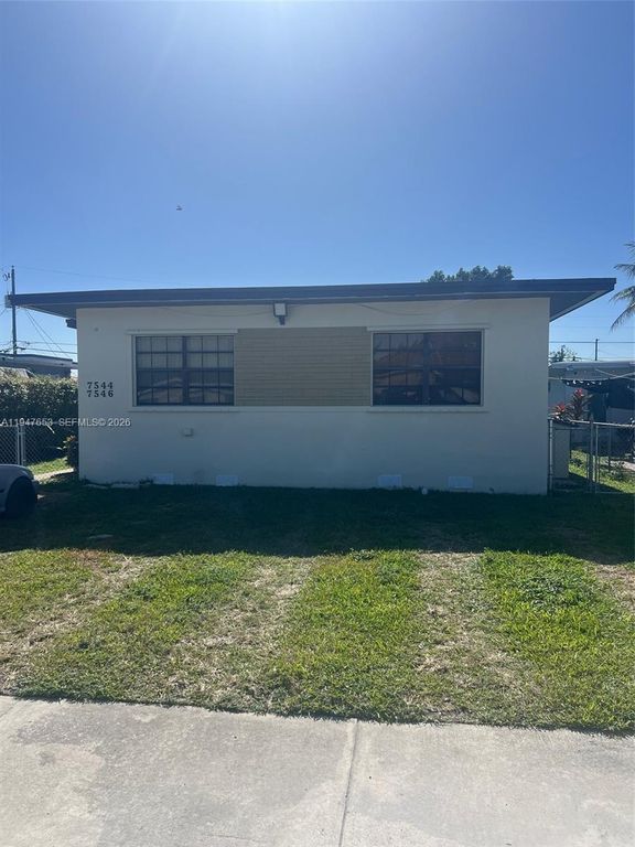 7546 NW 2nd Ter, Miami, FL 33126