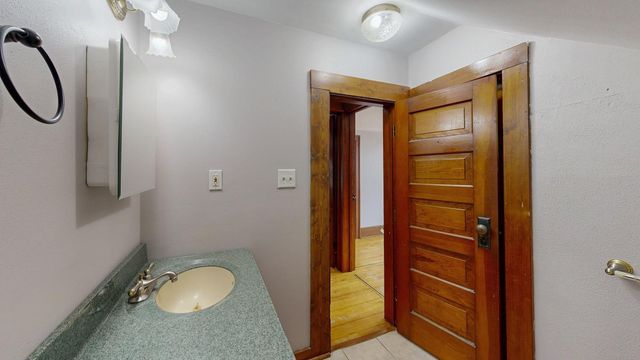 429 7th Street NW, Rochester, MN 55901