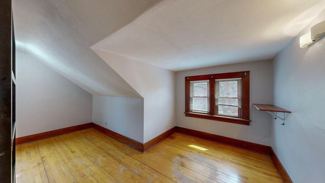 429 7th Street NW, Rochester, MN 55901