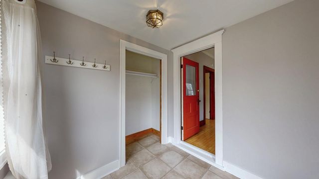 429 7th Street NW, Rochester, MN 55901