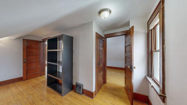 429 7th Street NW, Rochester, MN 55901