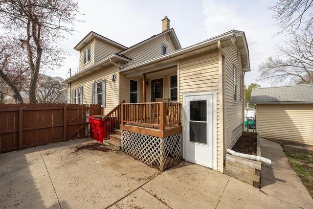 429 7th Street NW, Rochester, MN 55901