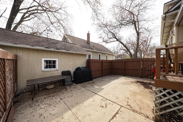 429 7th Street NW, Rochester, MN 55901