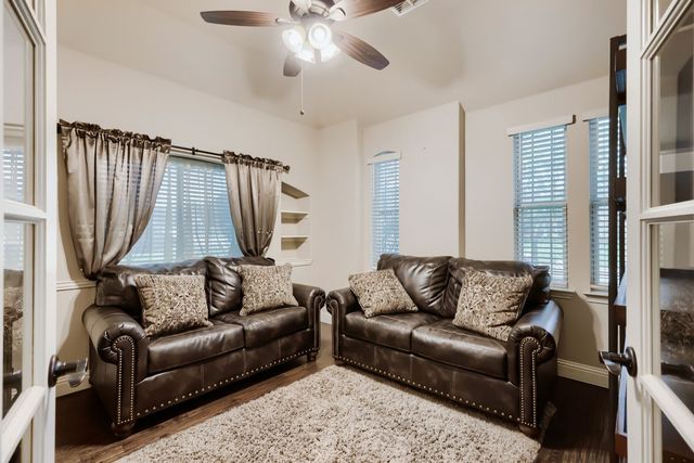 1221 Kittery Drive, Desoto, TX 75115