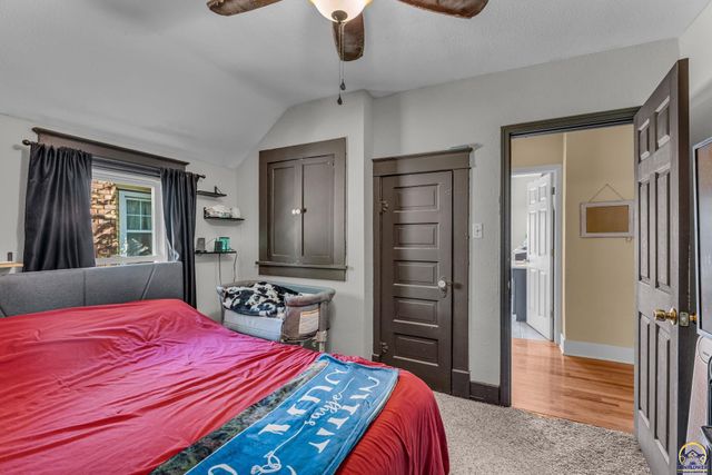 1224 SW Garfield AVE, Topeka, KS 66604