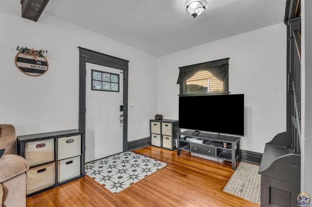 1224 SW Garfield AVE, Topeka, KS 66604