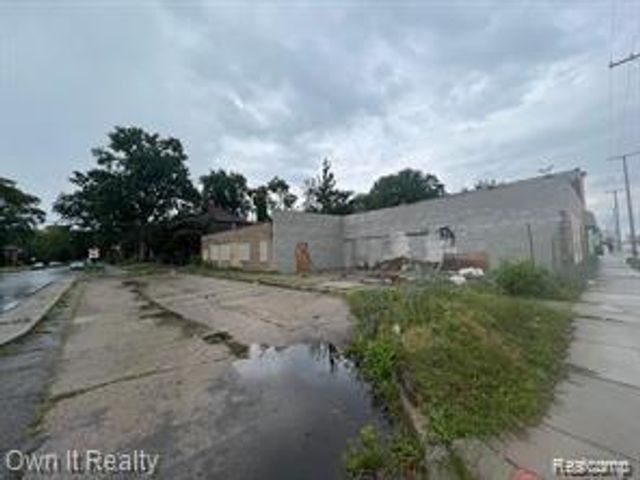 16134 E WARREN Avenue, Detroit, MI 48224