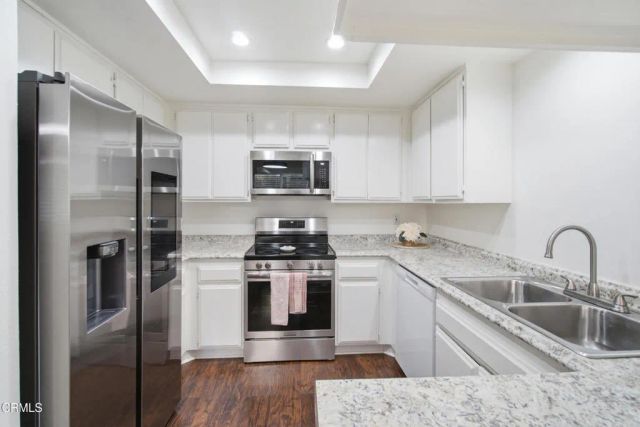 536 Spring Road 98, Moorpark, CA 93021