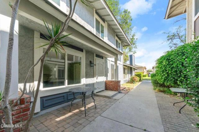 536 Spring Road 98, Moorpark, CA 93021
