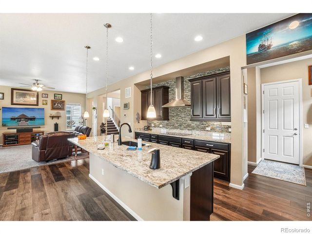 24 Western Sky Circle, Longmont, CO 80501