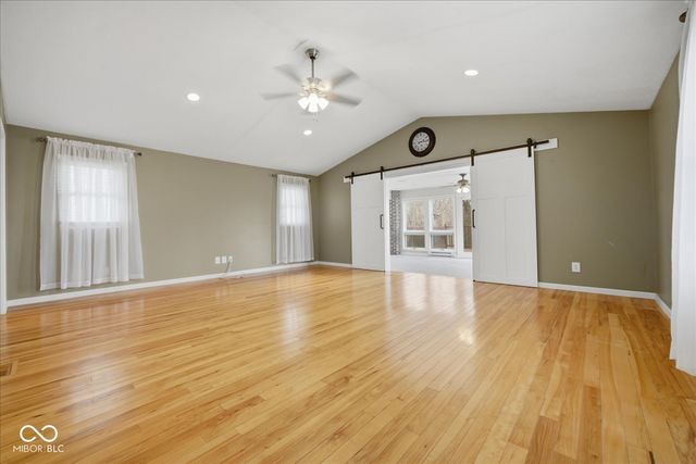 1812 S Clark Road, Shelbyville, IN 46176
