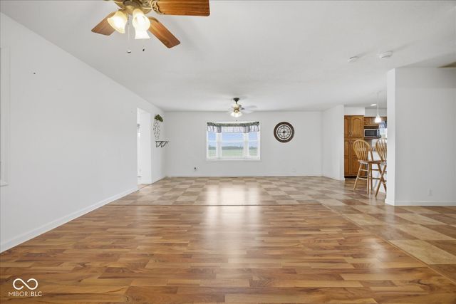 1812 S Clark Road, Shelbyville, IN 46176