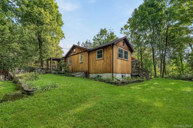 18 Schueler Road, Chester, NY 10918