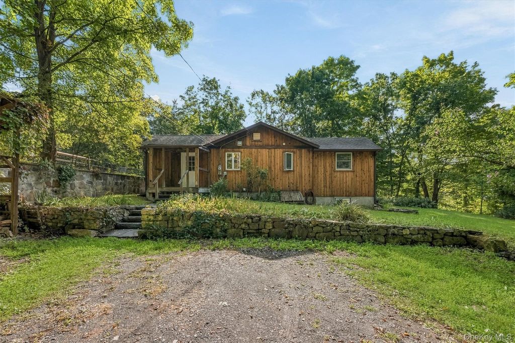 18 Schueler Road, Chester, NY 10918 — photo 2