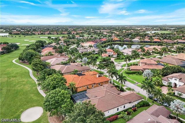 9002 Shenendoah CIR, Naples, FL 34113