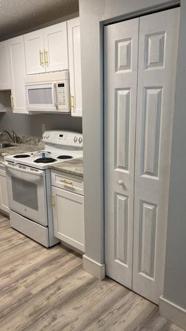 1427 SE 3rd Terrace, Deerfield Beach, FL 33441