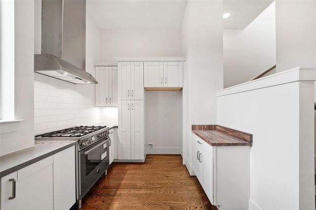 1539 W 23rd Street D, Houston, TX 77008