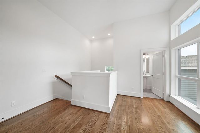 1539 W 23rd Street D, Houston, TX 77008