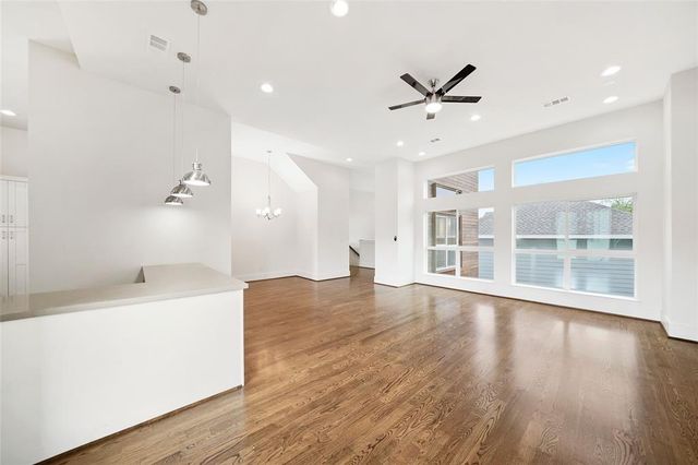 1539 W 23rd Street D, Houston, TX 77008
