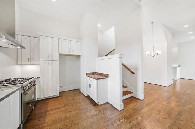 1539 W 23rd Street D, Houston, TX 77008