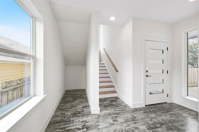 1539 W 23rd Street D, Houston, TX 77008