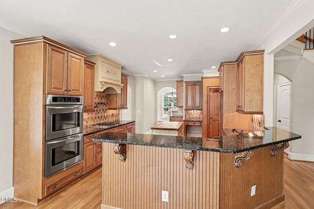 8120 Zinfandel Drive, Kernersville, NC 27284
