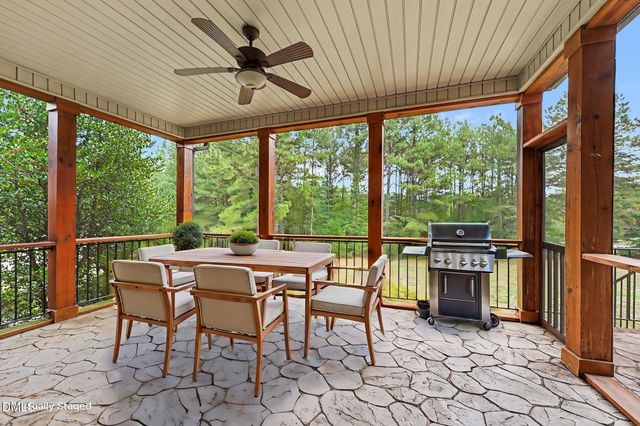 8120 Zinfandel Drive, Kernersville, NC 27284