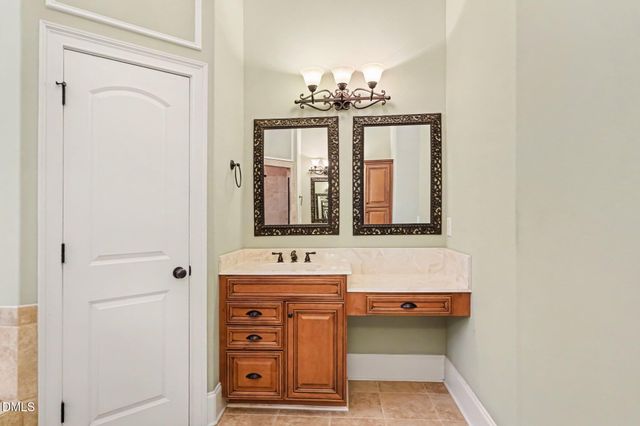 8120 Zinfandel Drive, Kernersville, NC 27284